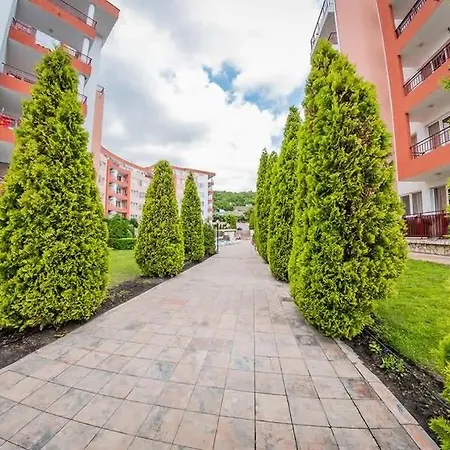Privilege Apartment, Elenite شقة *